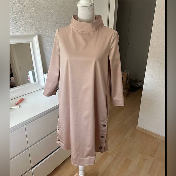 COS Mock Neck Beige/Cream Dress with Pockets Size 2 - Picture 3 of 11